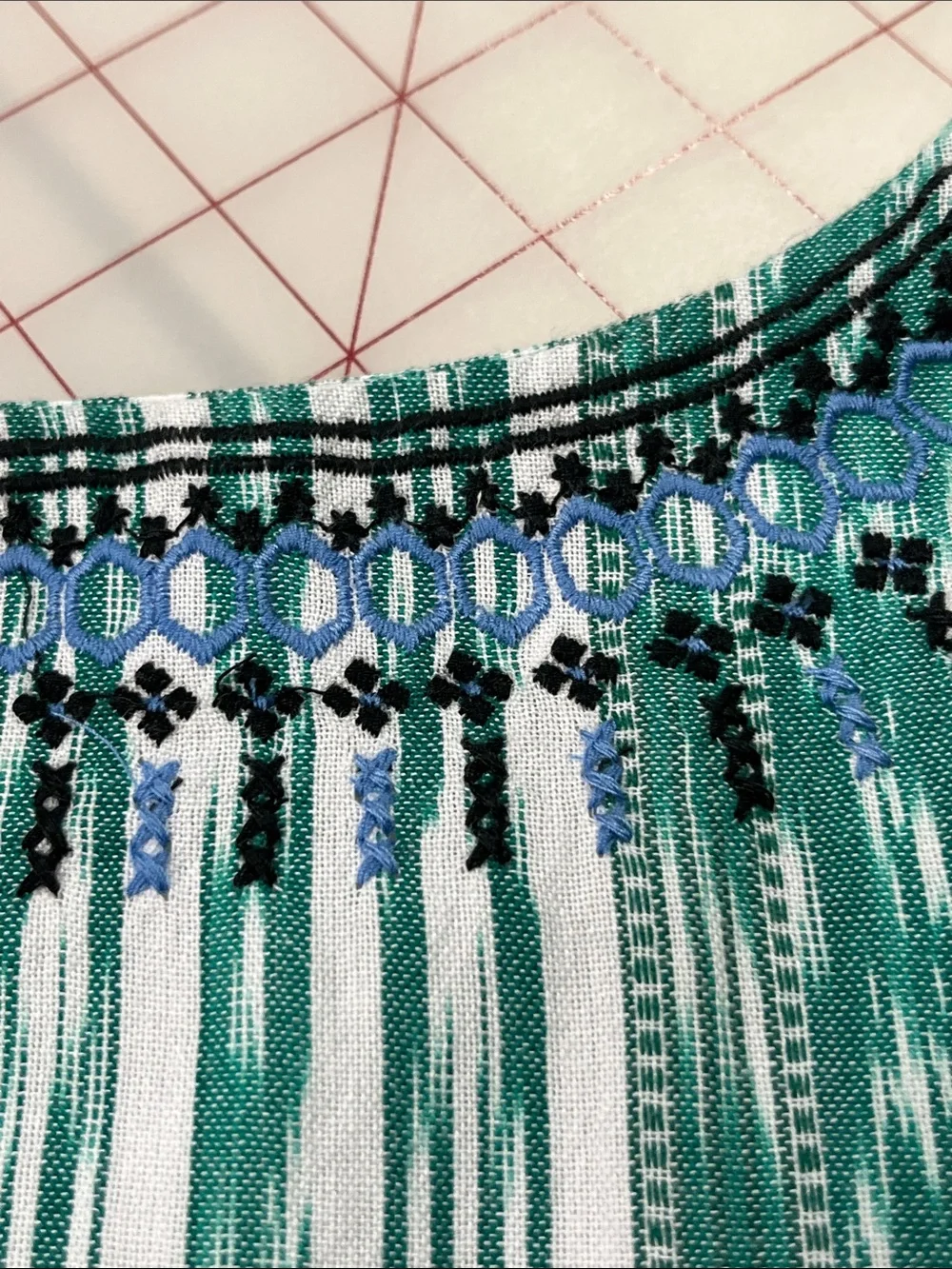 J. JILL Summer Casual Sleeveless V-Neck Embroidered Teal & White Print Dress LP